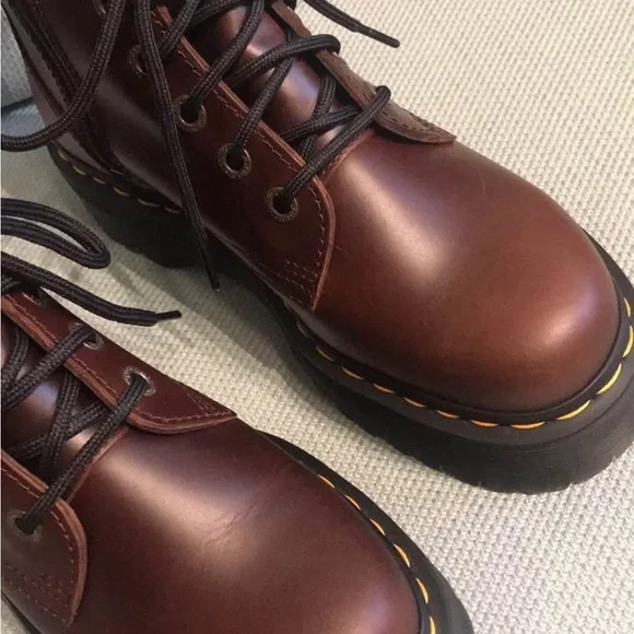 NWT Dr. Martens Jadon Brown Pull Up Leather Boots - Picture 5 of 8